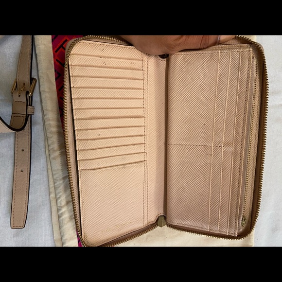 Tory Burch Frida Satchel and wallet - Picture 8 of 11